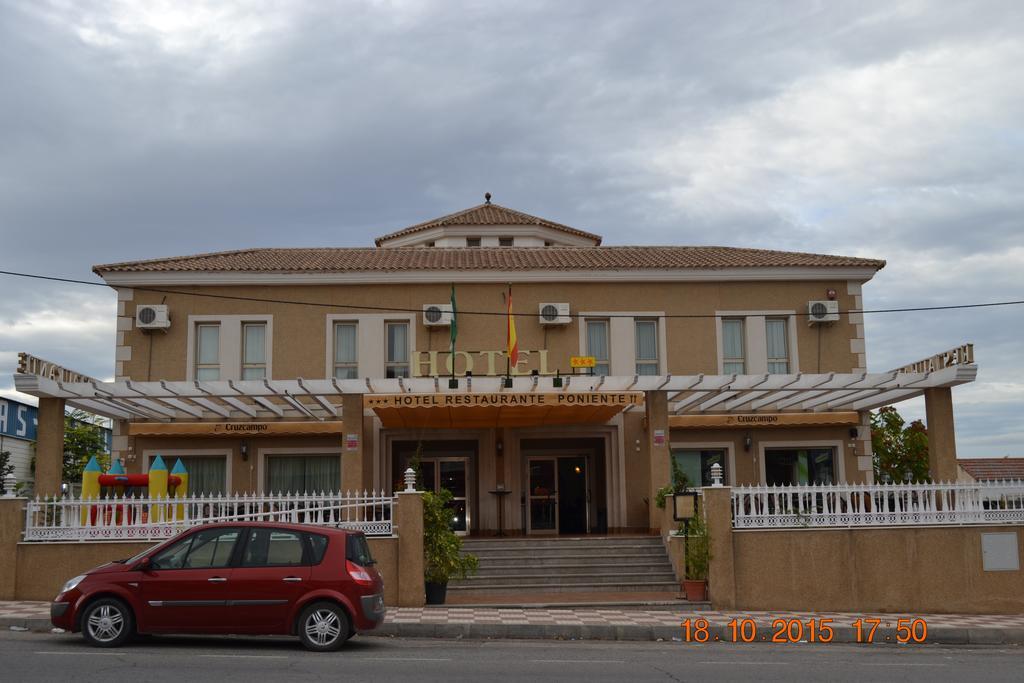 Hotel Poniente Moraleda De Zafayona Eksteriør bilde